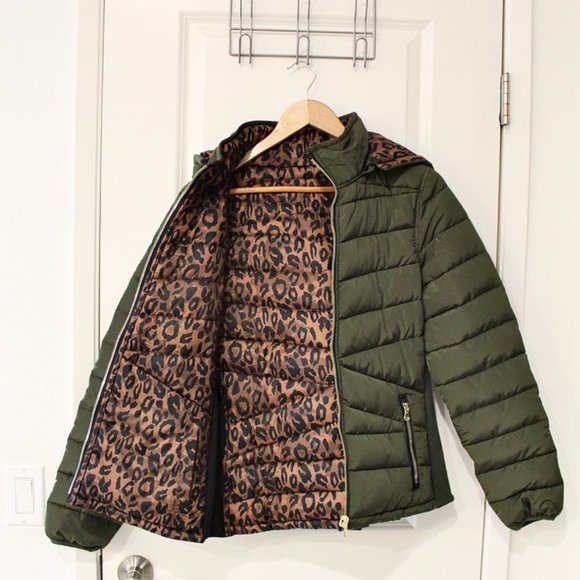 NWOT Hooded Reversible Puffer Coat - Picture 2 of 10